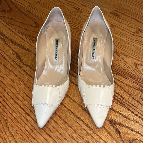 Manolo Blahnik Woman’s Cream Heels Size EU 40.5 - Picture 2 of 7